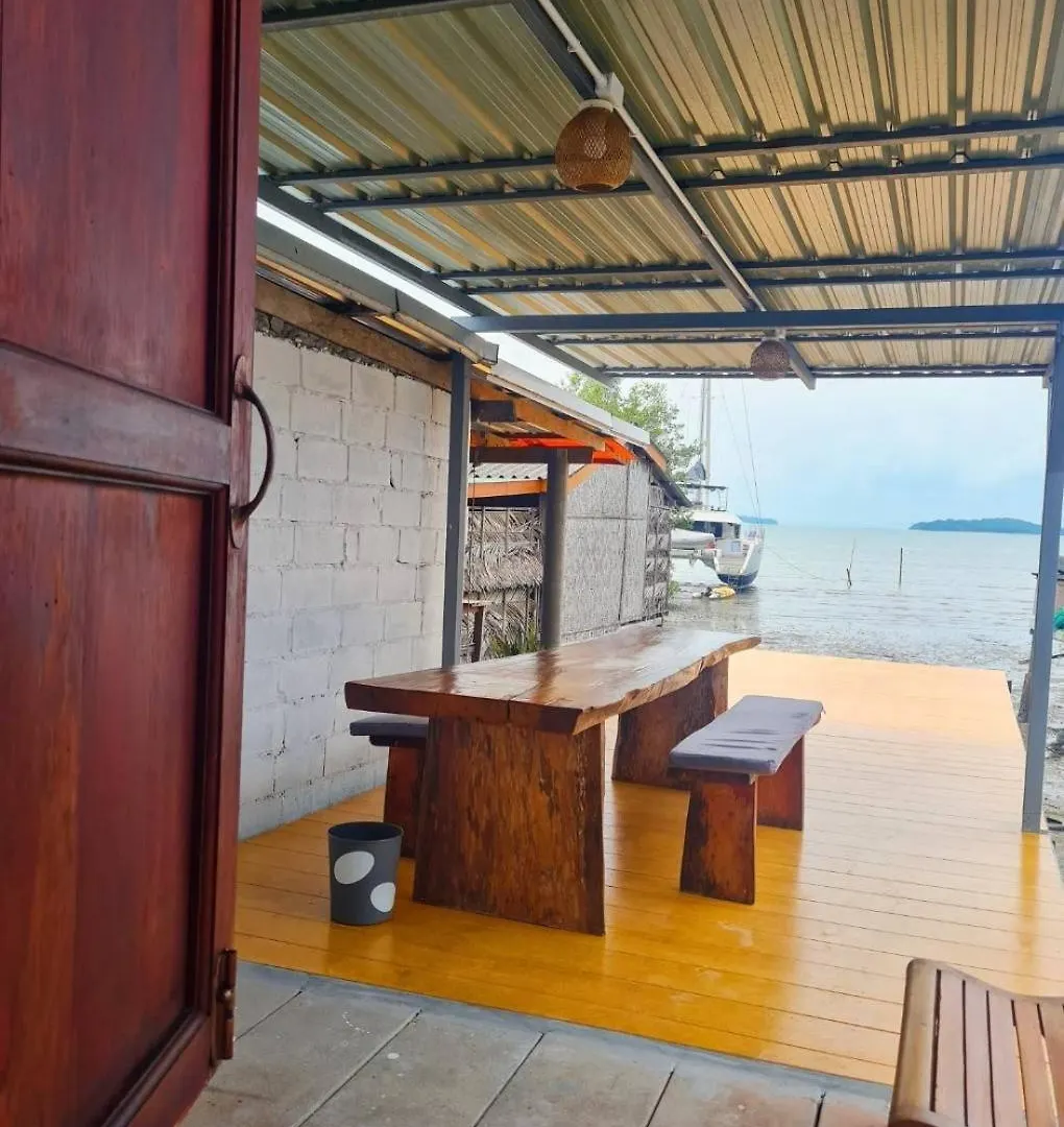 Apartament Star House Seaview Lanta Old Town Ko Por Tajlandia
